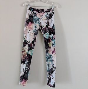S American Eagle color-splash leggings